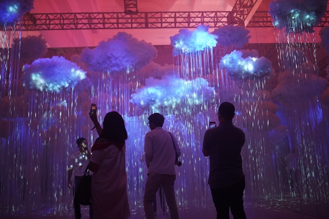 Karya Seni Teknologi Menembus Batas di Wave of Tomorrow 2018 
